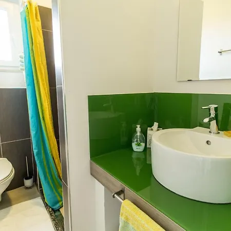 Apartment-drachenwurz أوراساك
